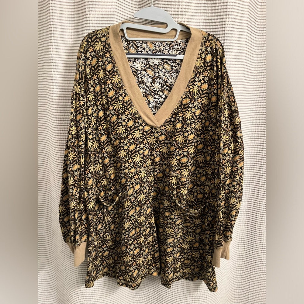 NATURAL LIFE Black and Gold Patterned Tunic